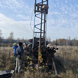 Буровая машина повышенной проходимости для полевых изысканий
